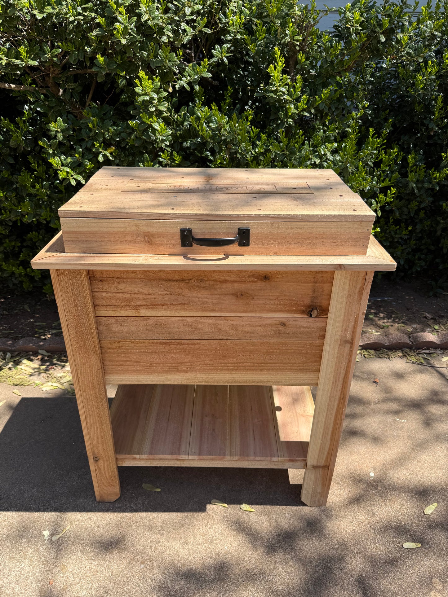 Cedar Ice Chest - 48 Qt